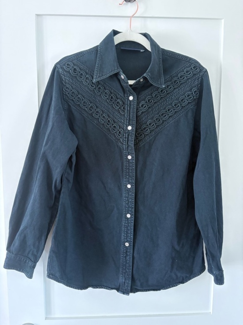 Vintage Lafei Nier Embroidered Denim Shirt – M/10 – 100% Cotton • western casual